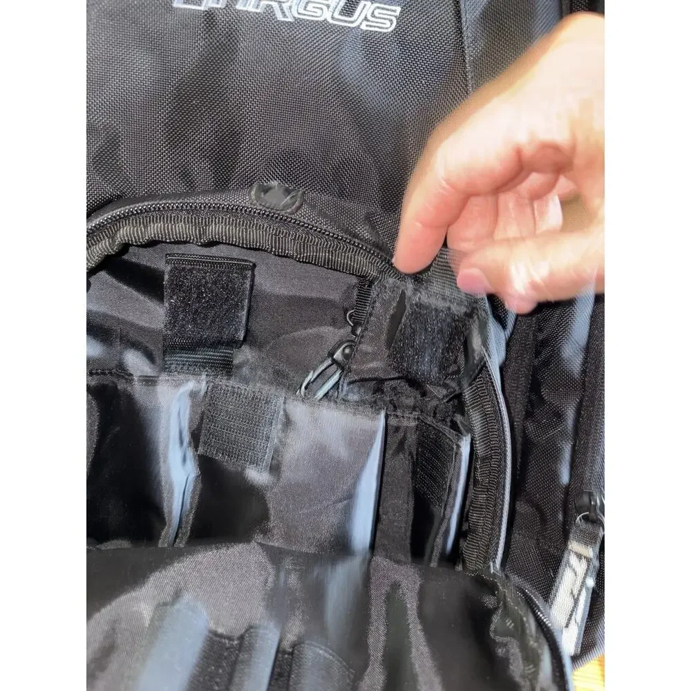 Targus Black Laptop Backpack with 3 Areas & Padded Laptop Section - EUC